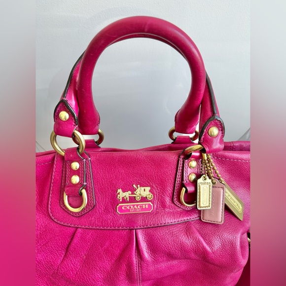 Coach Madison Magenta Bag - Picture 2 of 7